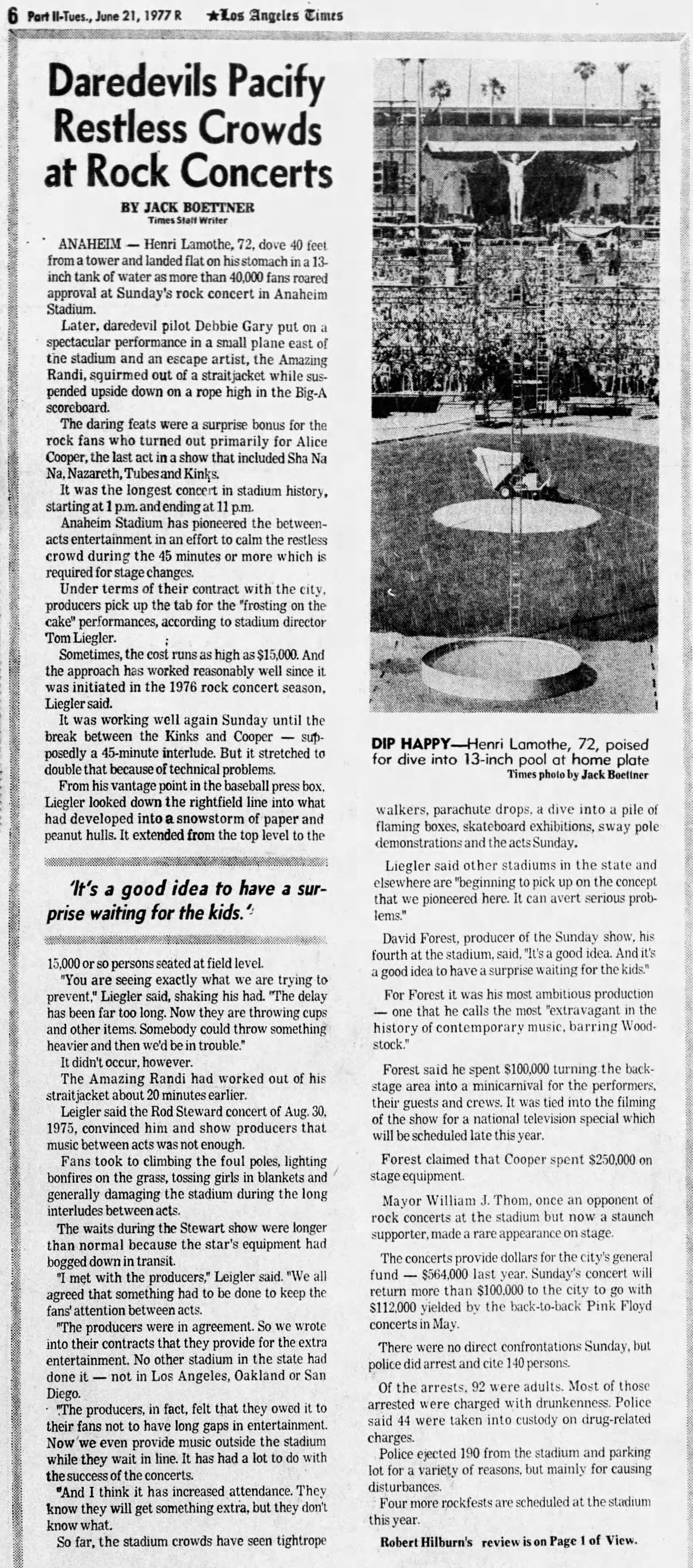 Kinks1977-06-19AnaheimStadiumCA (3).jpg